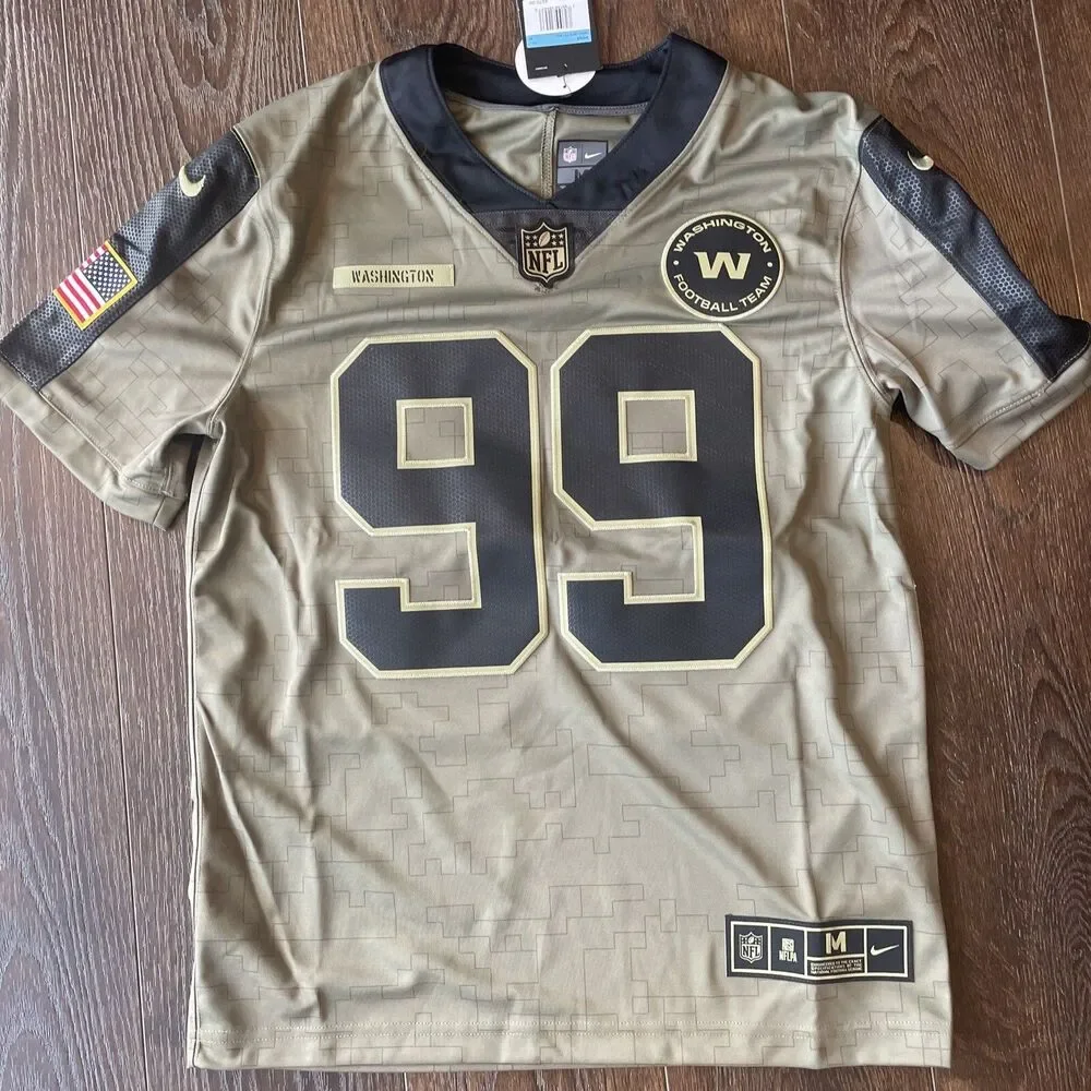 NWT Nike Chase Young Jersey Mens Med Salute To Service Authentic $170 Washington